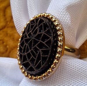Emmons Adjustable "Golden Veil" Fashion Ring 1960s Black Oval Gold Trim Sz 5,6,7